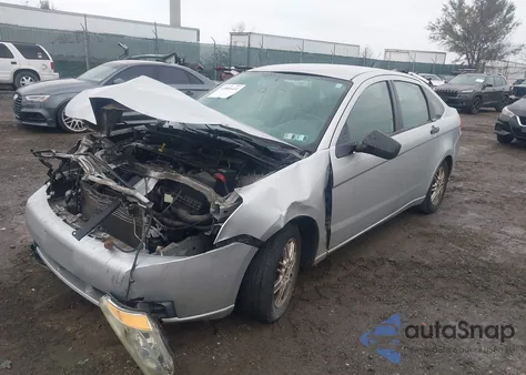 2010 Ford Focus Se z USA, uszkodzony, nr VIN 1FAHP3FN3AW108524